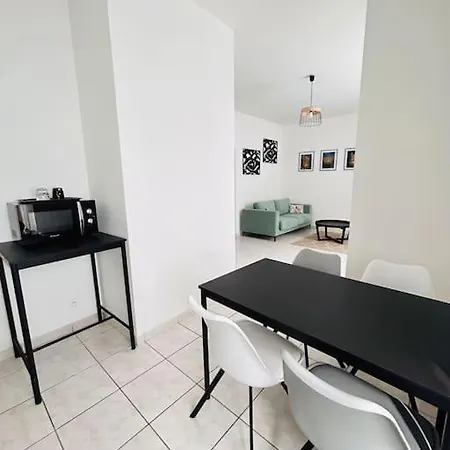 Appartement 1 Chambre Rue Faubourg De Besancon Montbéliard Buitenkant foto